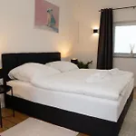 Апартаменти Lebenslang - - Cozy - Boxspringbed Бремен